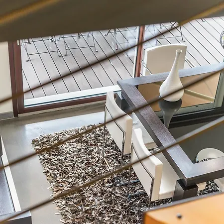 ***** Montrottier - Splendide - Luxe - Piscine Lovagny